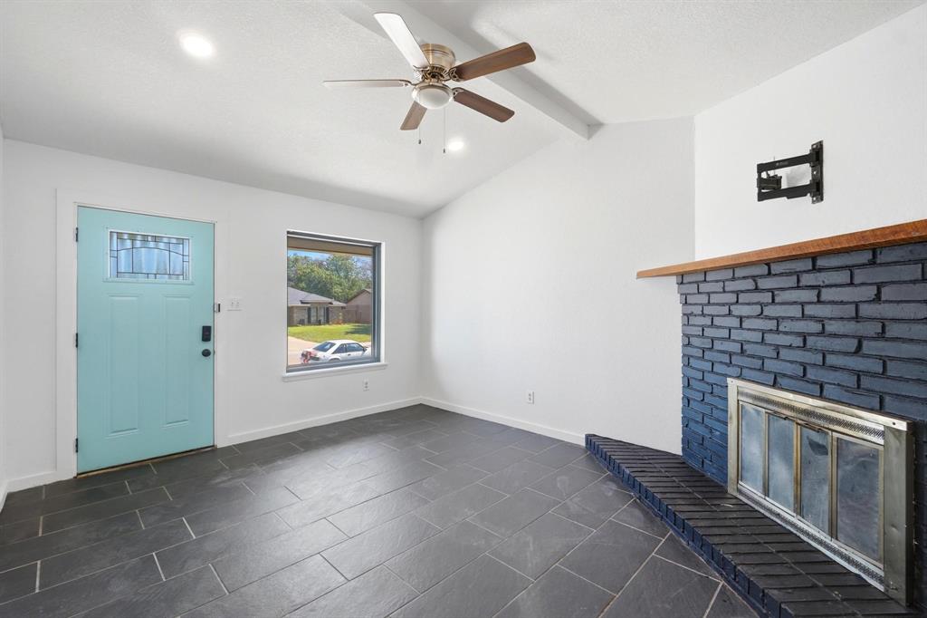 4201 Craig Drive Property Photo 4