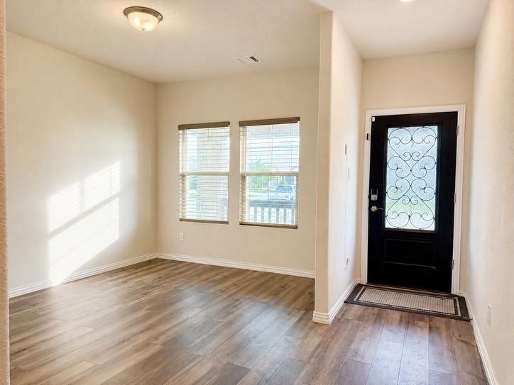 1425 Rolling Fox Drive Property Photo 3