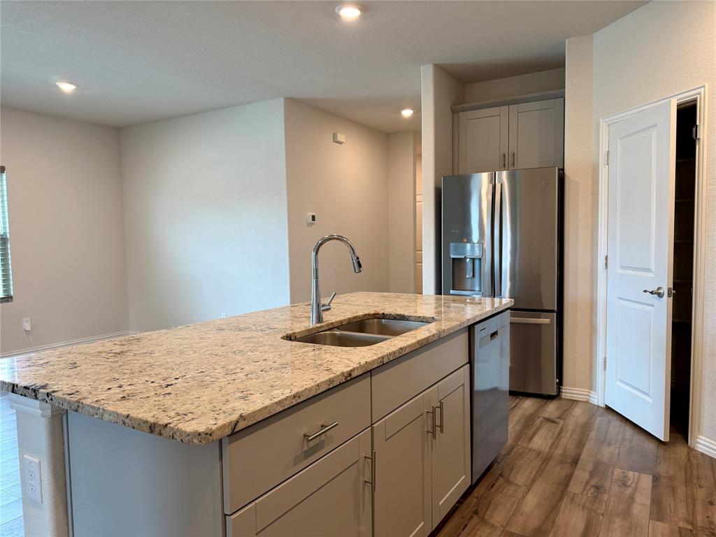 1425 Rolling Fox Drive Property Photo 8