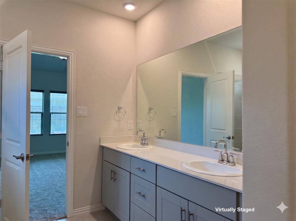 1425 Rolling Fox Drive Property Photo 16