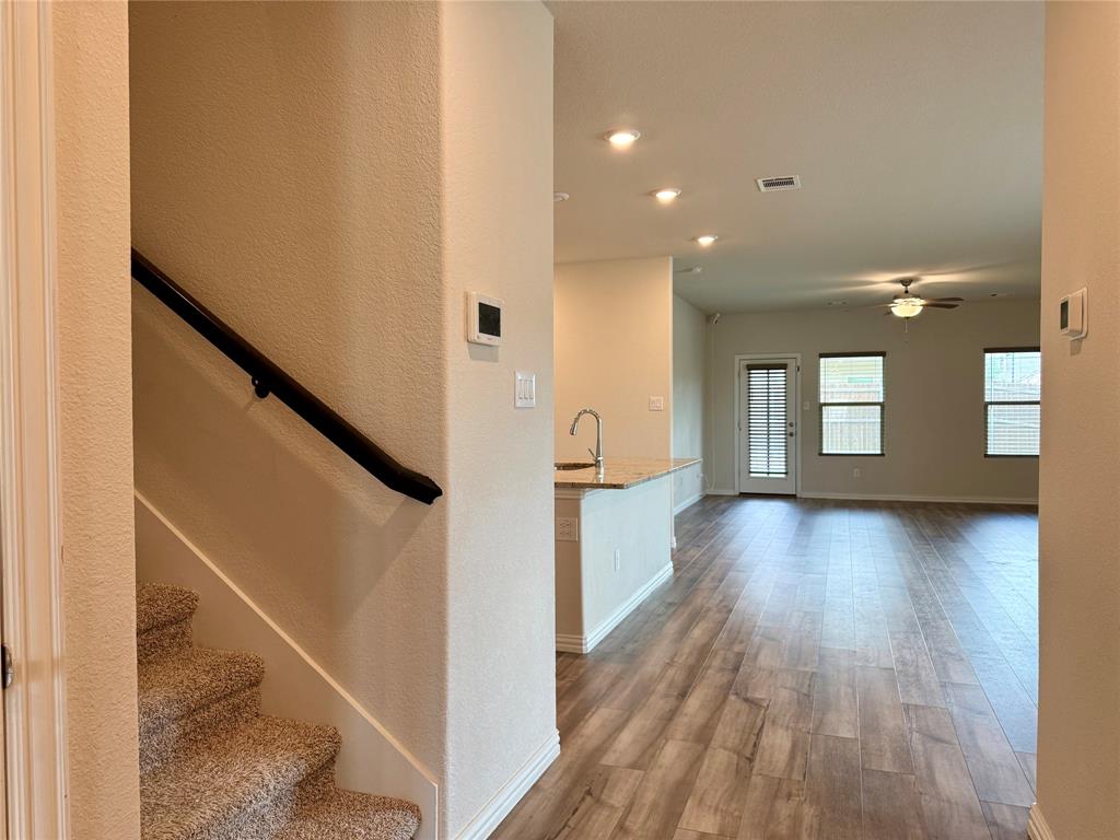 1425 Rolling Fox Drive Property Photo 19