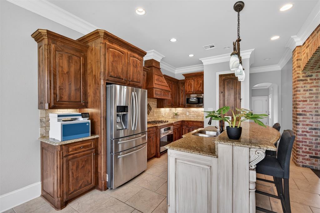 9573 Rochel Drive Property Photo 7