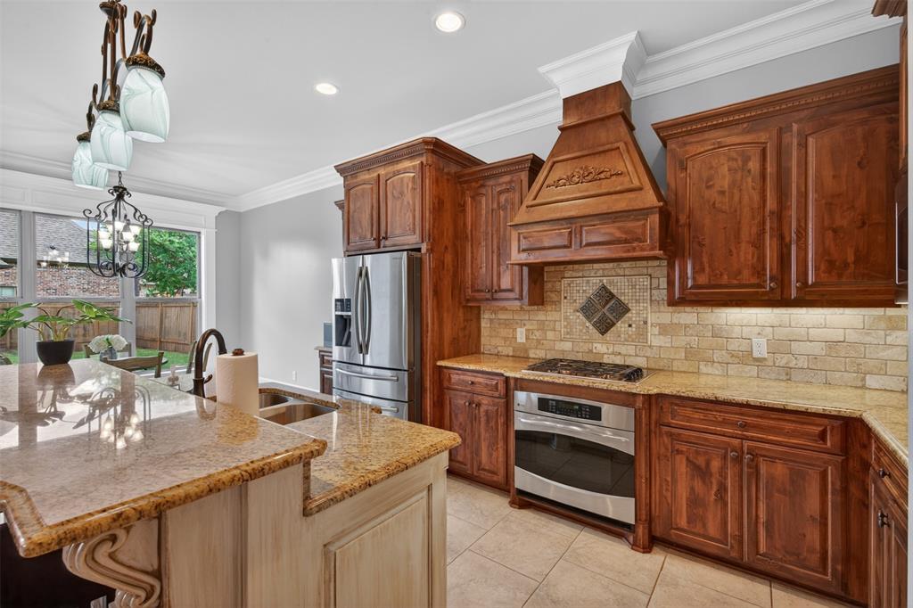 9573 Rochel Drive Property Photo 8
