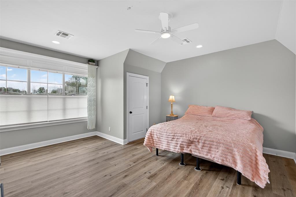 9573 Rochel Drive Property Photo 23