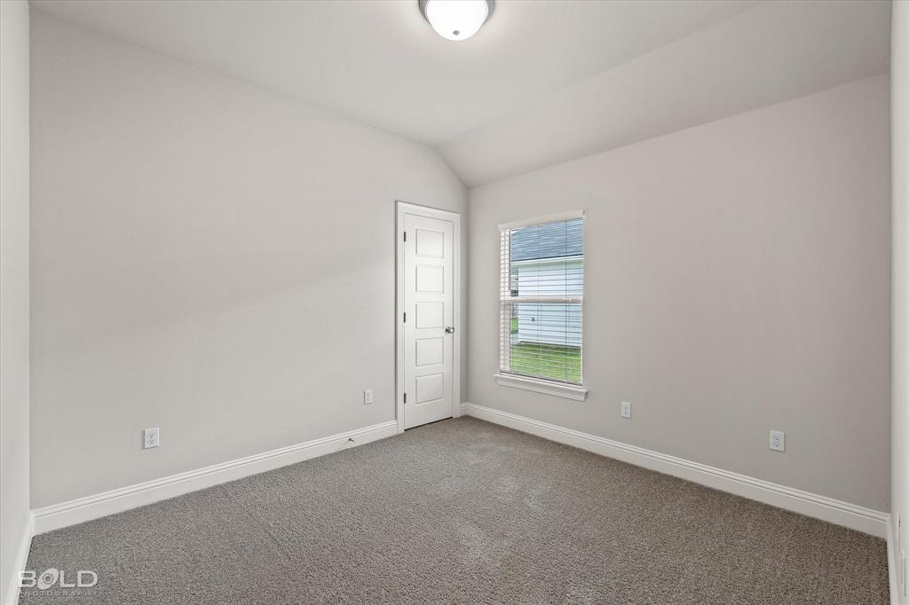 726 Bianca Street Property Photo 20