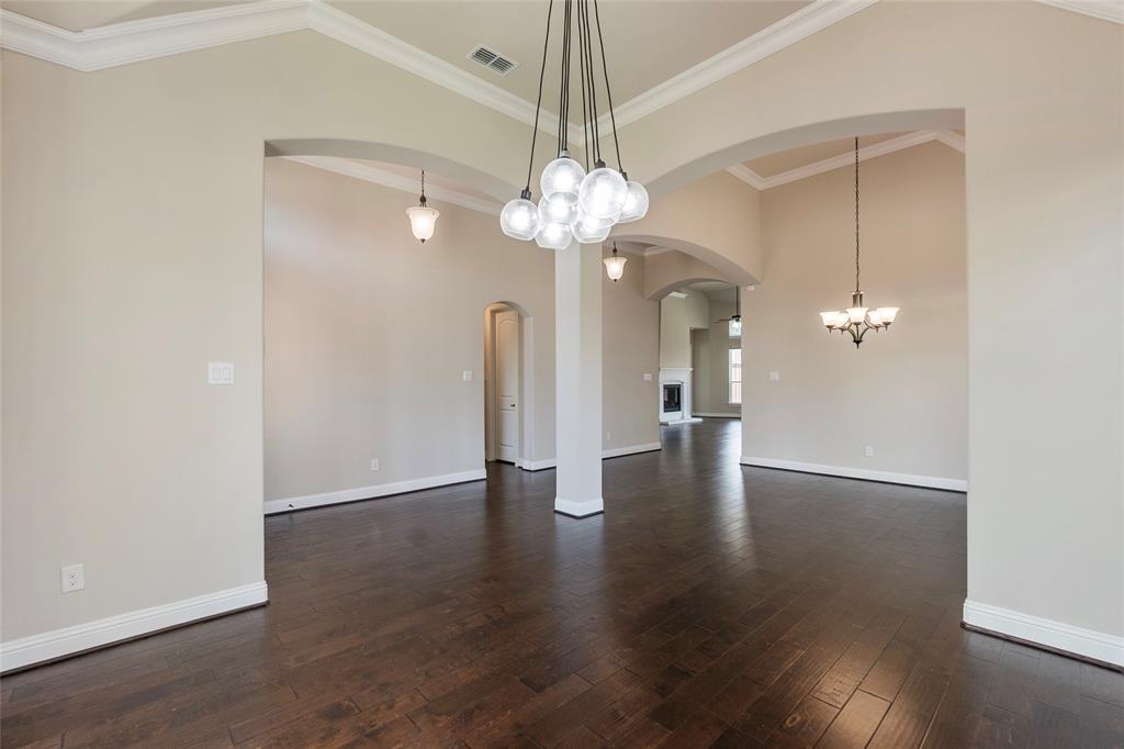 4802 Comstock Way Property Photo 9
