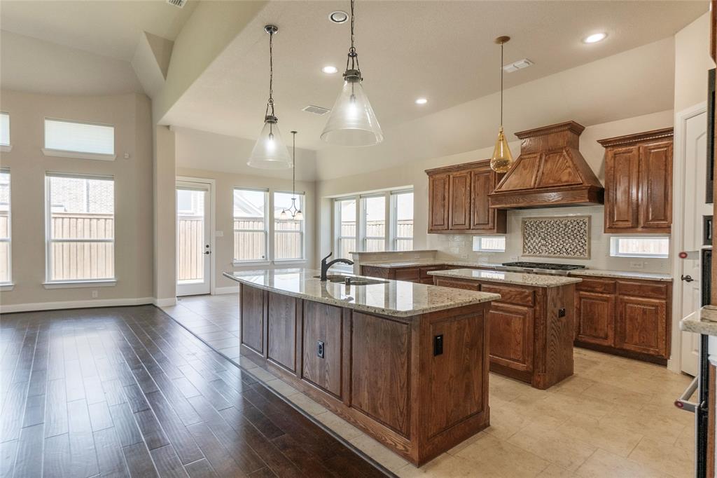 4802 Comstock Way Property Photo 20