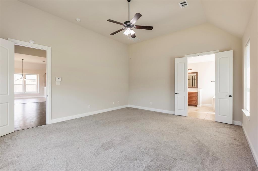 4802 Comstock Way Property Photo 24