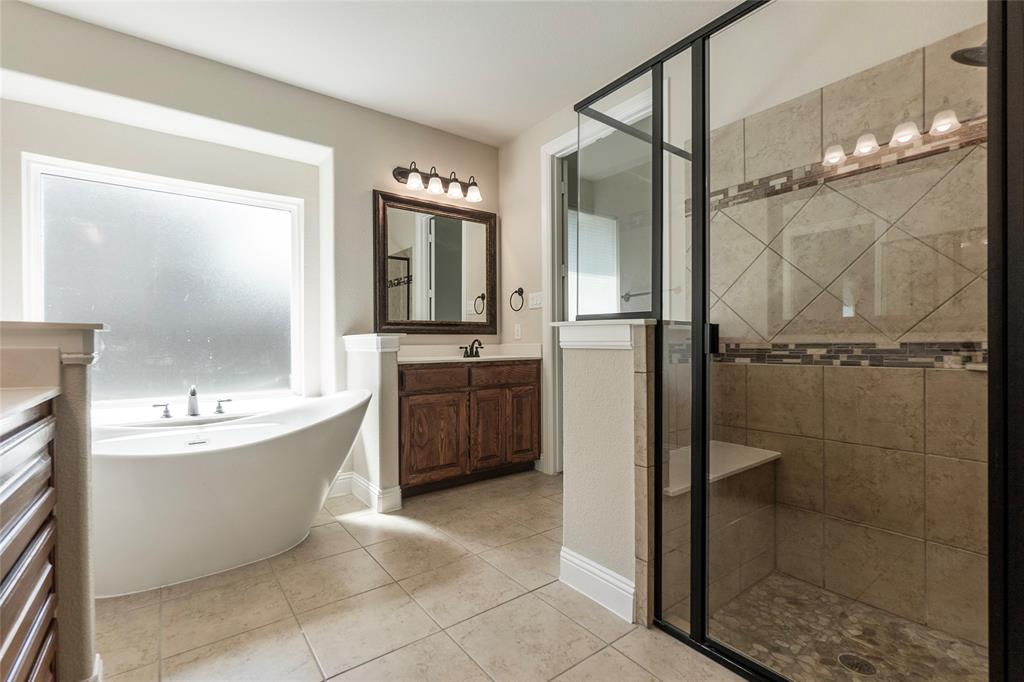 4802 Comstock Way Property Photo 29