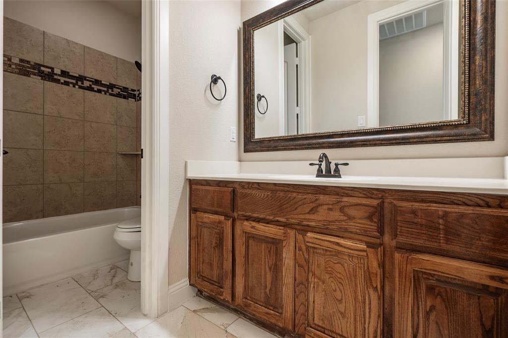 4802 Comstock Way Property Photo 38