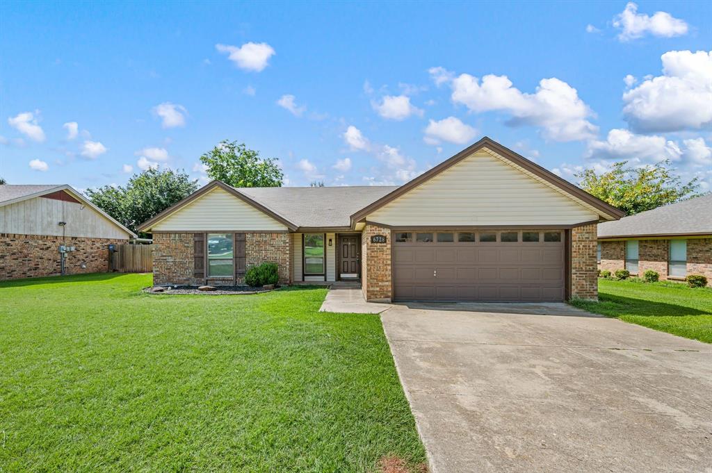 6728 Fair Meadows Drive Property Photo 1
