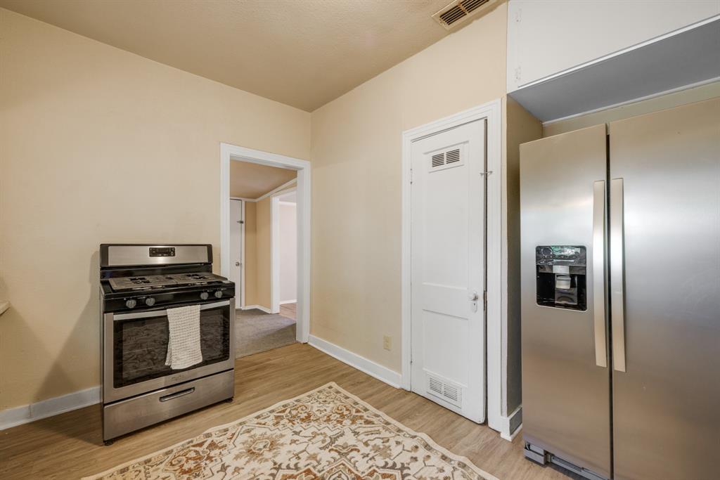 925 Palm Street Property Photo 11
