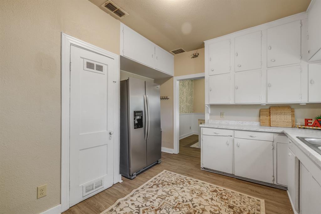 925 Palm Street Property Photo 12