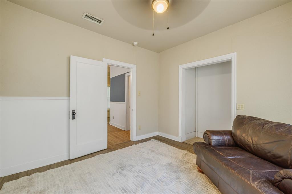 925 Palm Street Property Photo 15