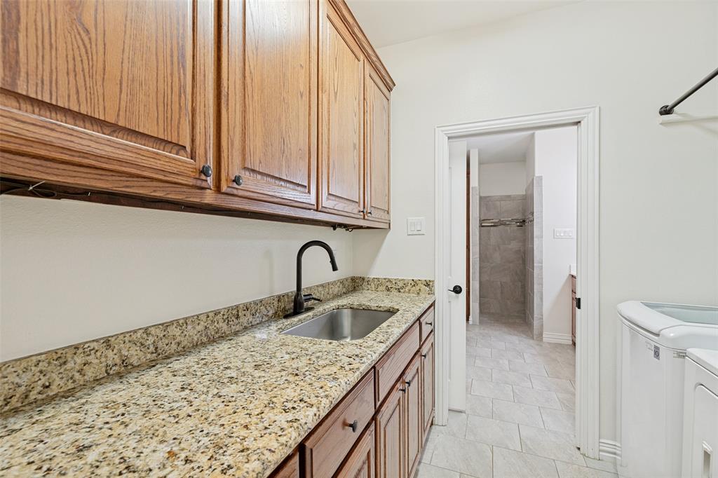 158 Whispering Winds Drive Property Photo 17