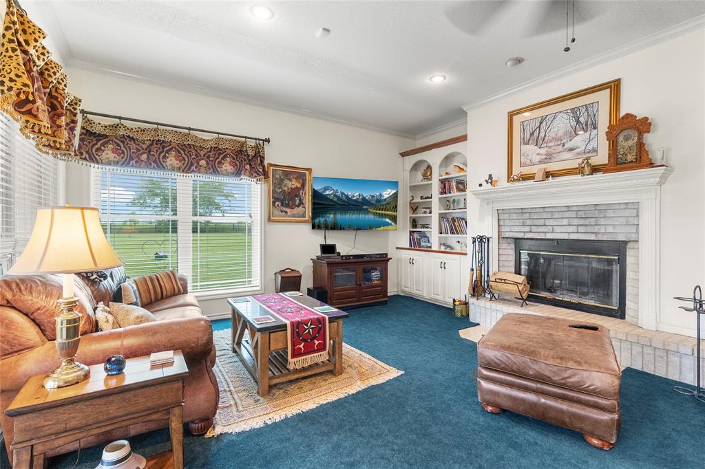 3120 Texas Highway 24 Property Photo 9
