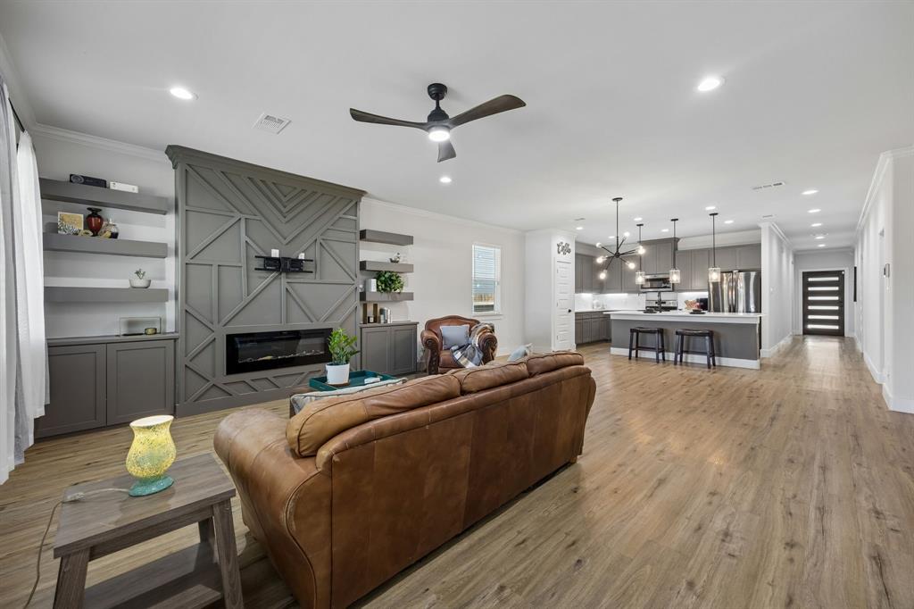 3806 Vandervort Drive