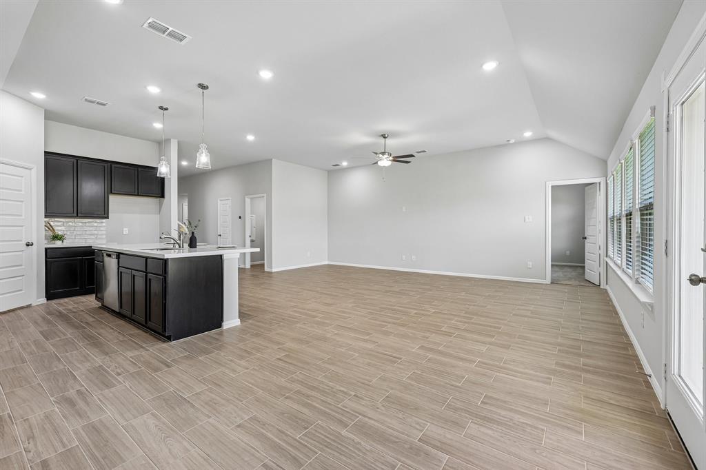 7312 Sumac Drive Property Photo 7