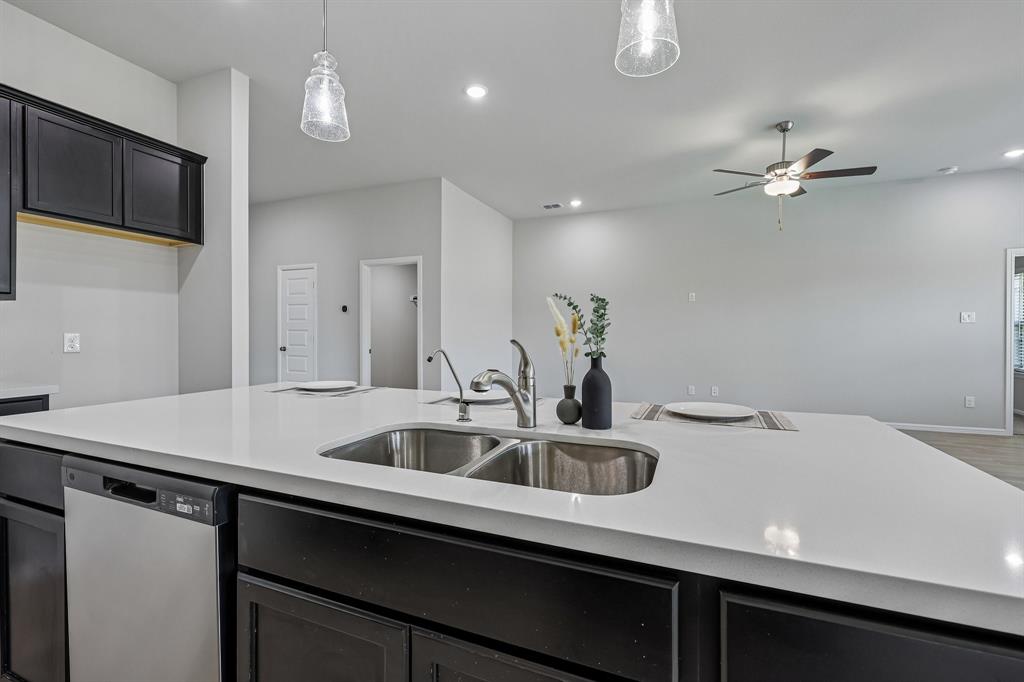 7312 Sumac Drive Property Photo 12