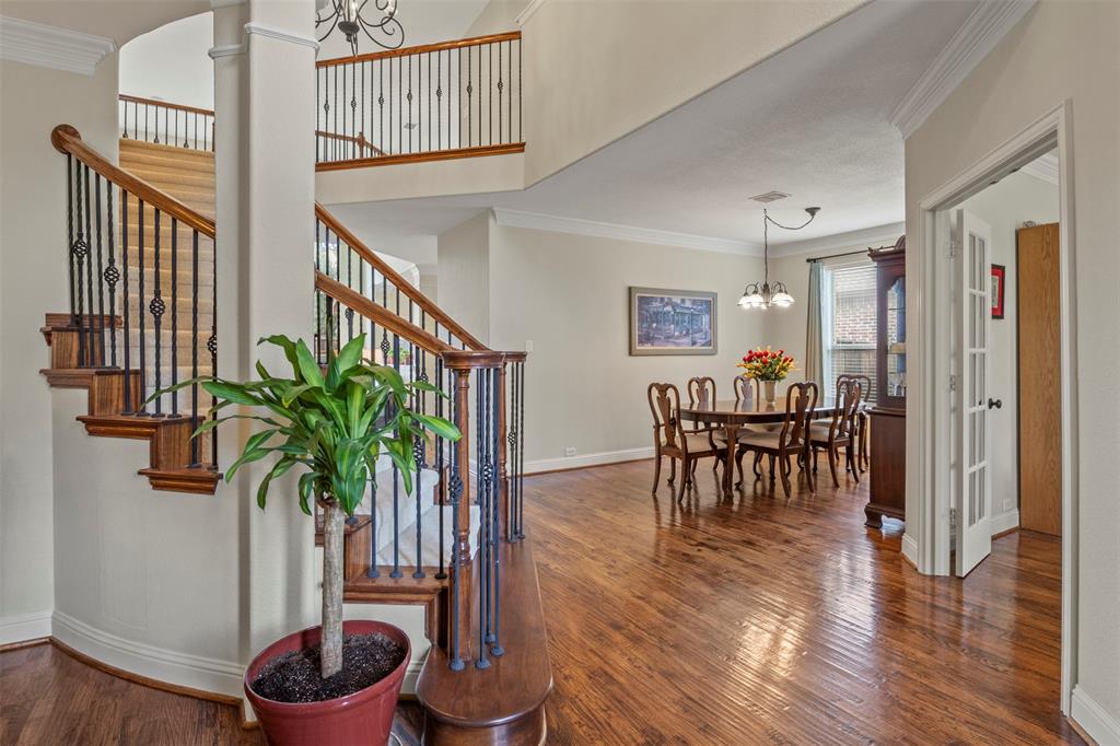 804 Meadowlark Drive Property Photo 3