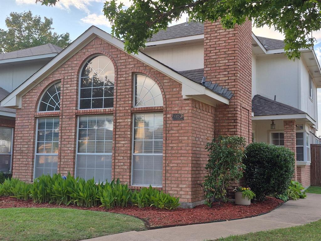 2035 Greenview Drive B Property Photo 1