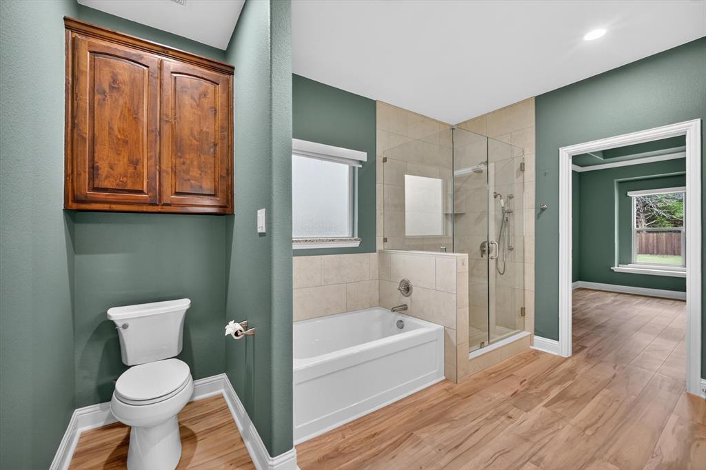 1004 E Main Street Property Photo 11