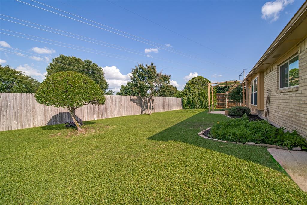 1728 Roundrock Trail Property Photo 1