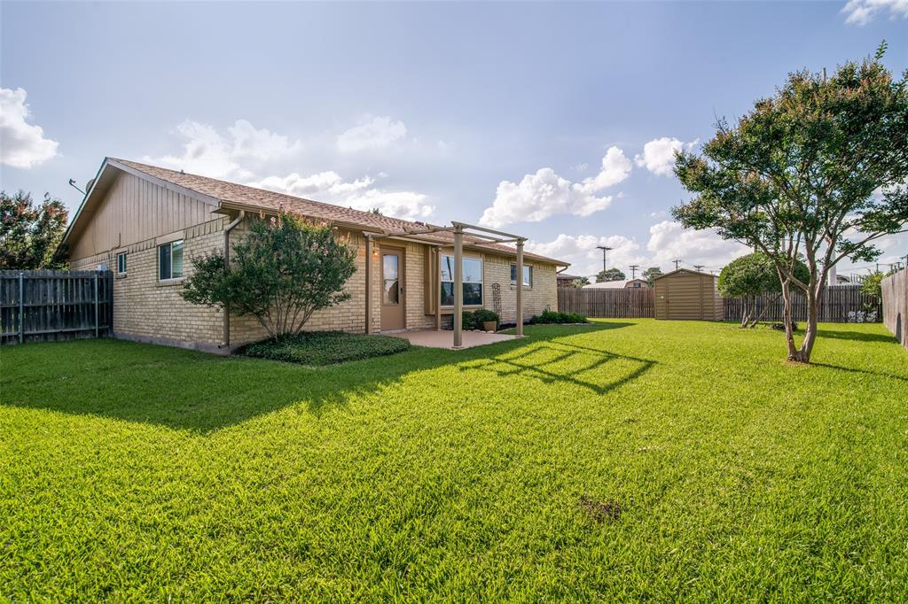 1728 Roundrock Trail Property Photo 3