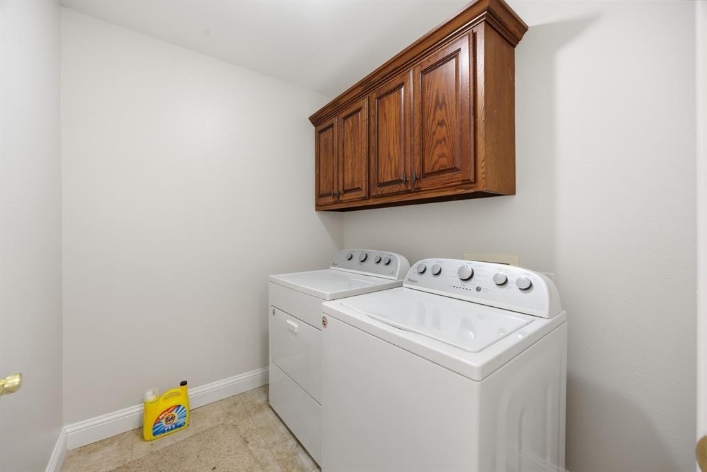 8229 Farm Road 905 Property Photo 34