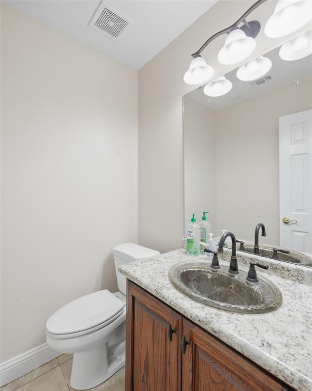 8229 Farm Road 905 Property Photo 35