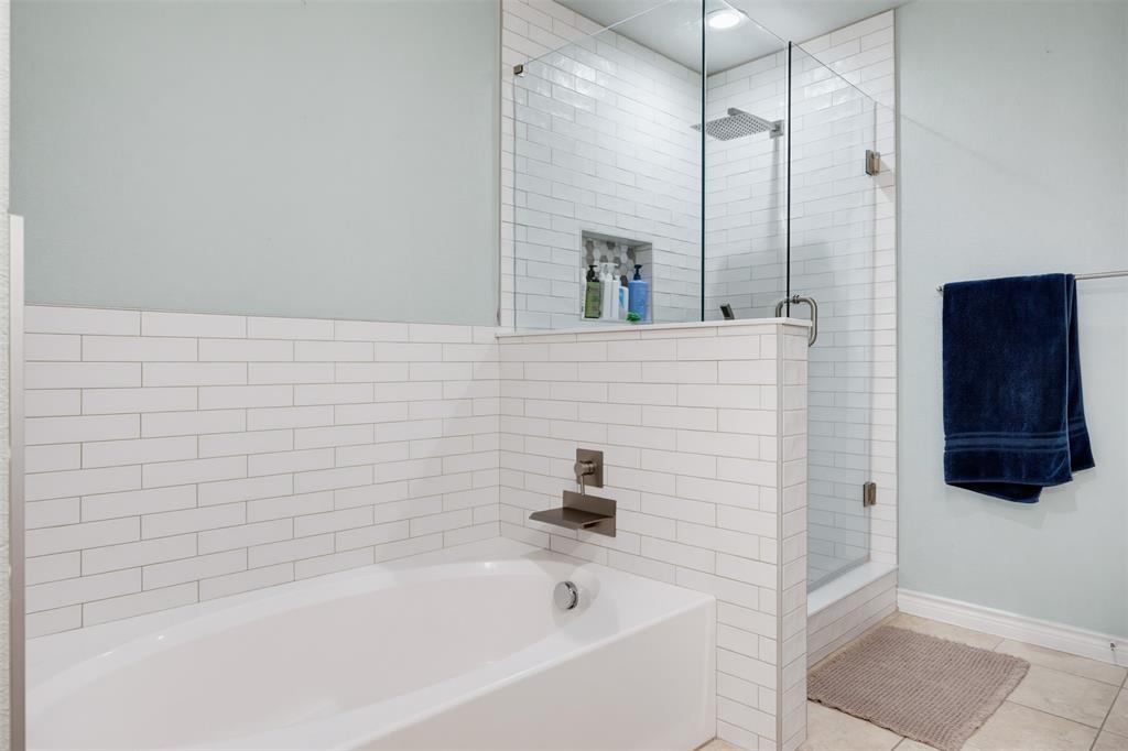 1201 Beaconsfield Lane 109 Property Photo 18