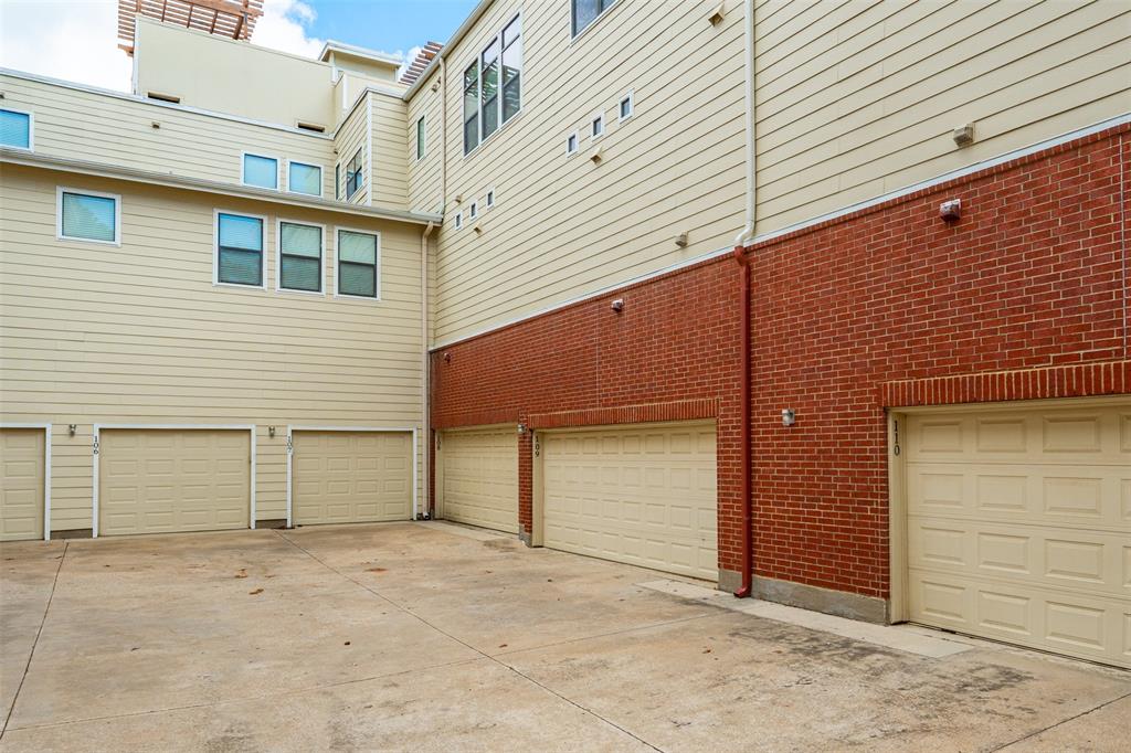 1201 Beaconsfield Lane 109 Property Photo 37
