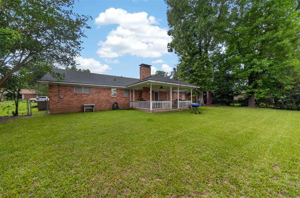 813 E Clinton Avenue Property Photo 37