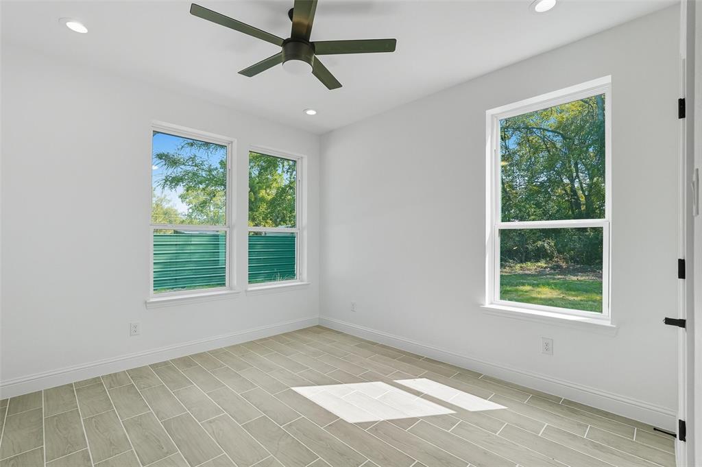 330 Mlk Drive Property Photo 14