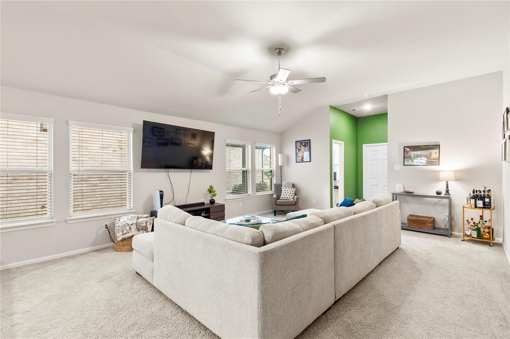 1133 Catalan Trail Property Photo 4