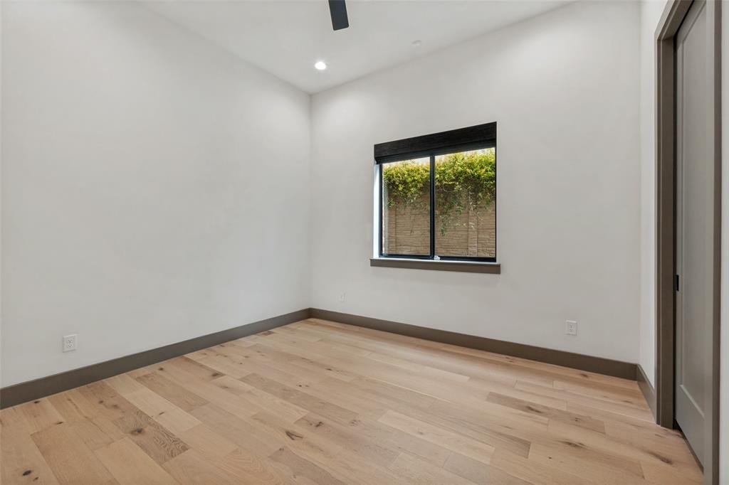 3716 W Beverly Drive Property Photo 16