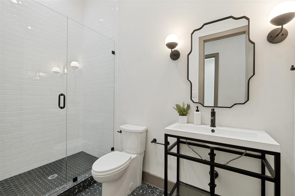 3716 W Beverly Drive Property Photo 17
