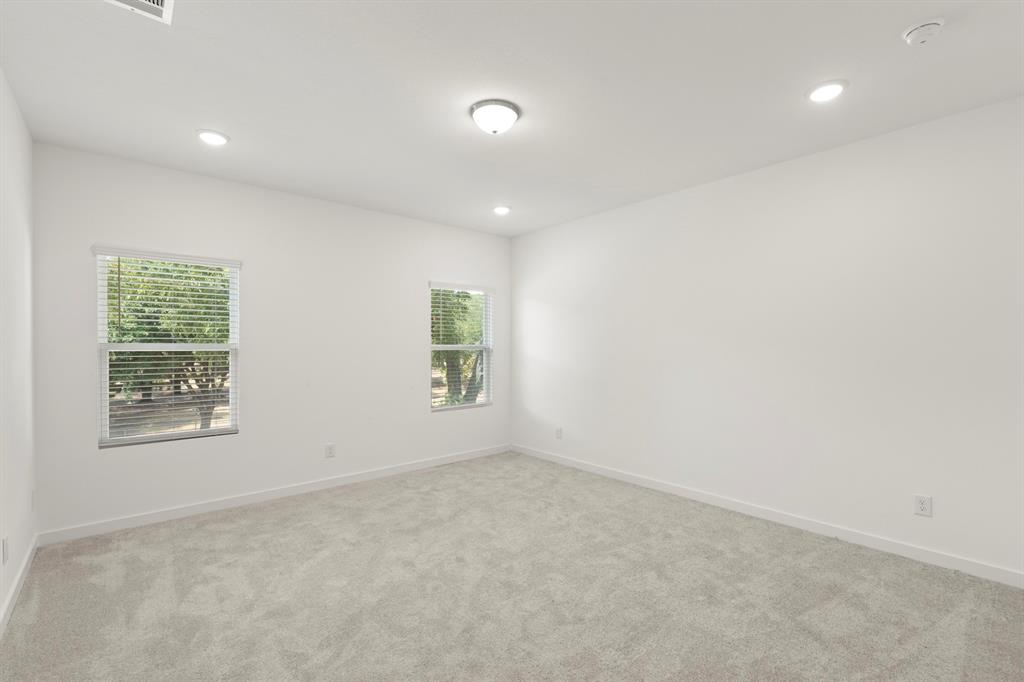 2521 Lost Maples Lane Property Photo 24