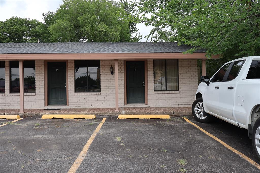 6821 Baker Boulevard C, D, E Property Photo 6