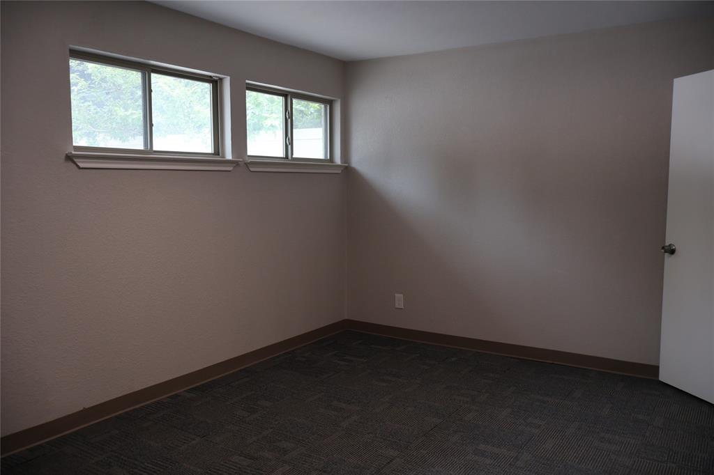 6821 Baker Boulevard C, D, E Property Photo 10