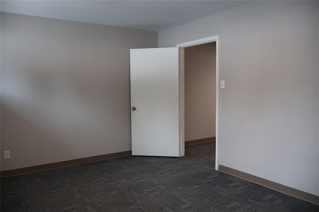 6821 Baker Boulevard C, D, E Property Photo 11