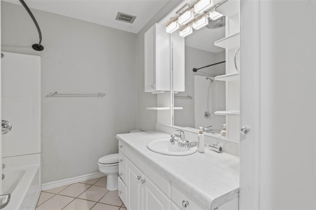 2308 Westwood Drive Property Photo 17