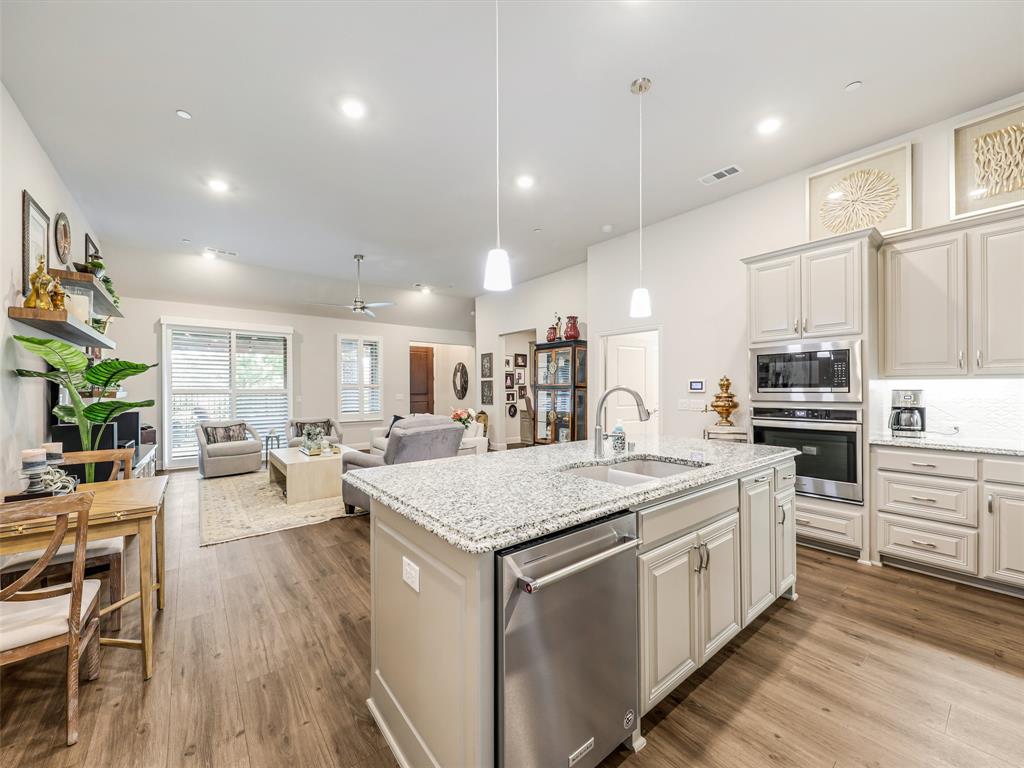3770 White Clover Lane Property Photo 13