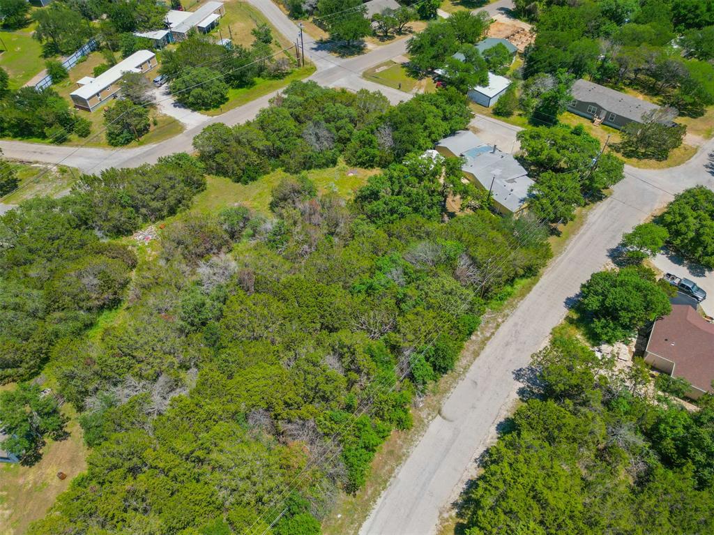 2718 N Mountain View Road Property Photo 2
