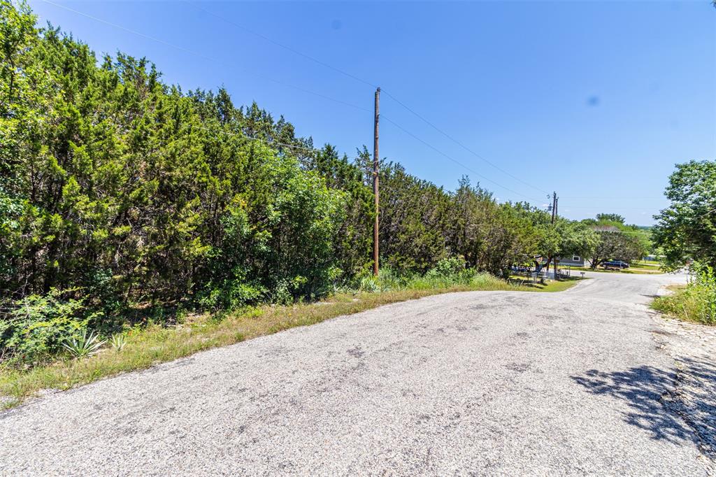 2718 N Mountain View Road Property Photo 6