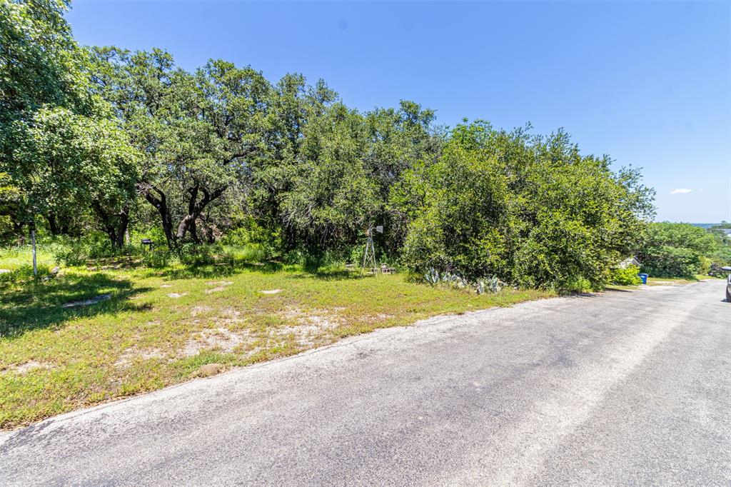 2718 N Mountain View Road Property Photo 8