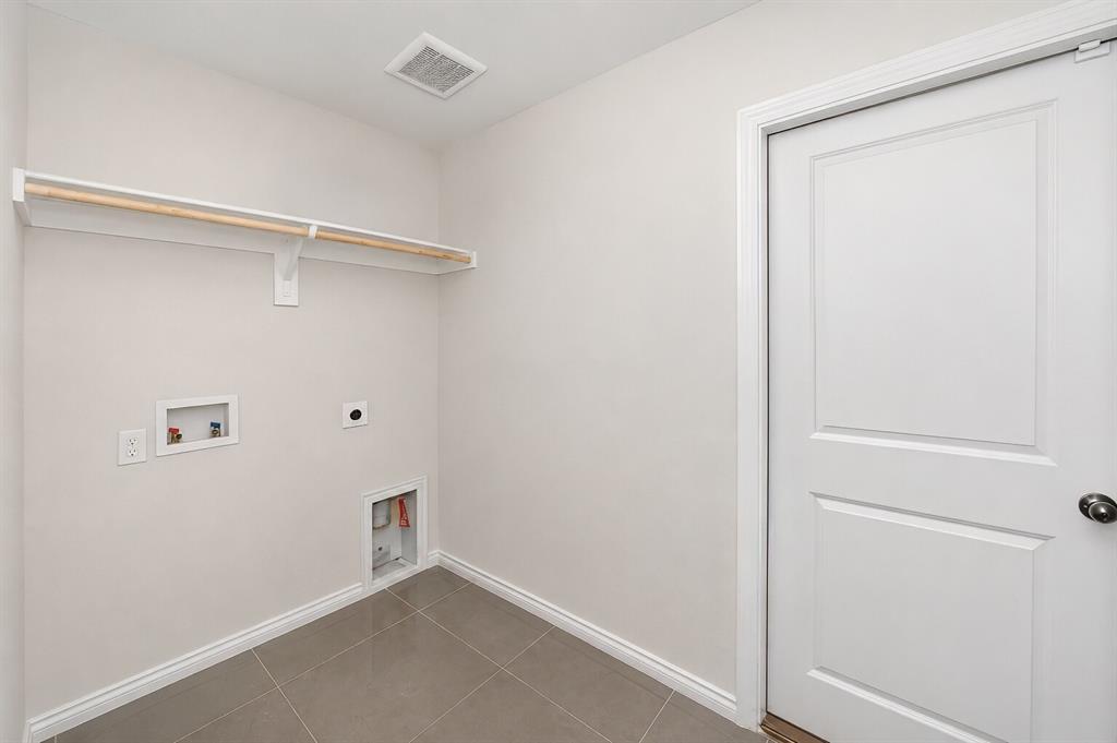 3416 Ibex Way Property Photo 9