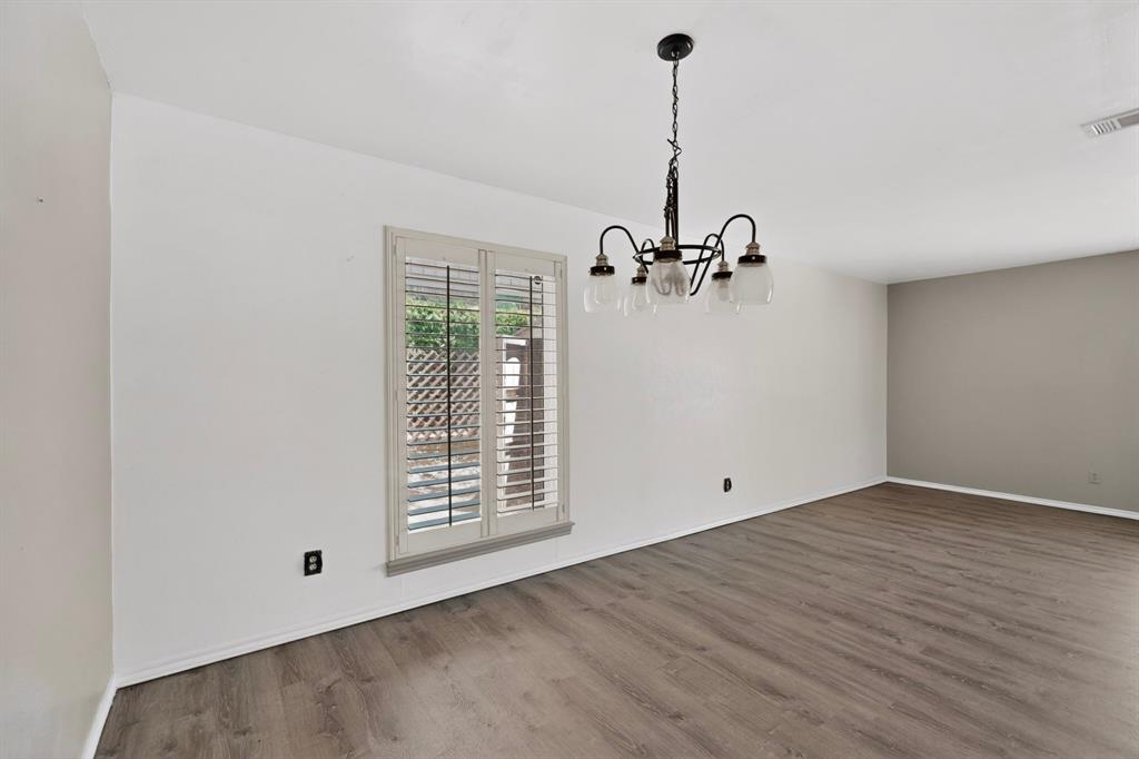 3411 Sheffield Drive Property Photo 7