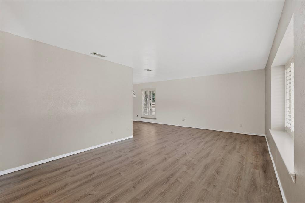 3411 Sheffield Drive Property Photo 15