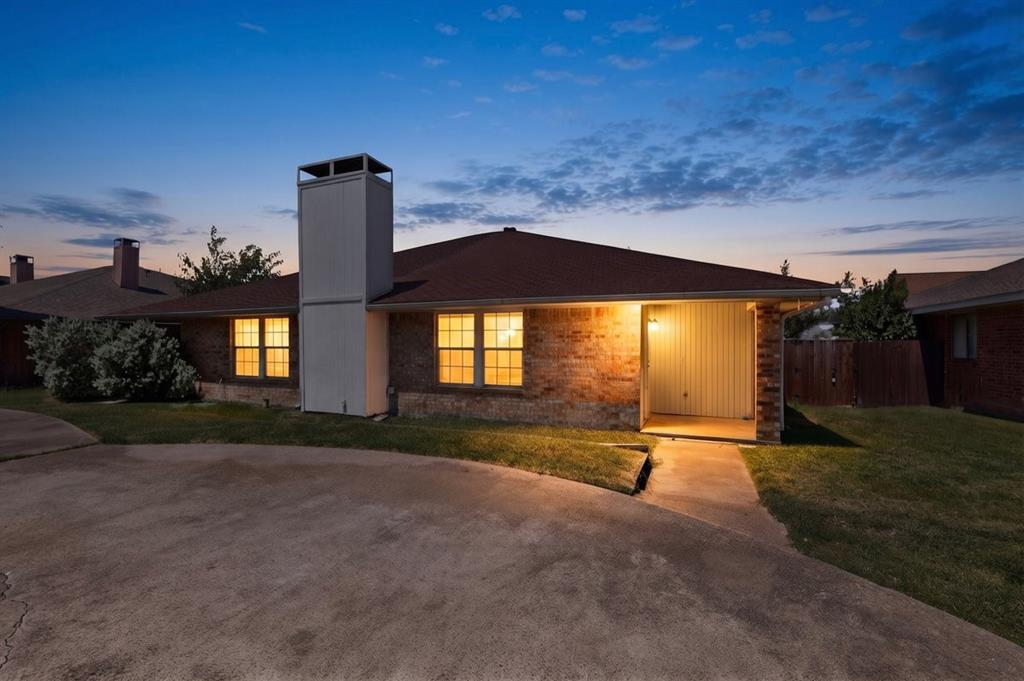 9693 Windy Ridge Road Property Photo 1
